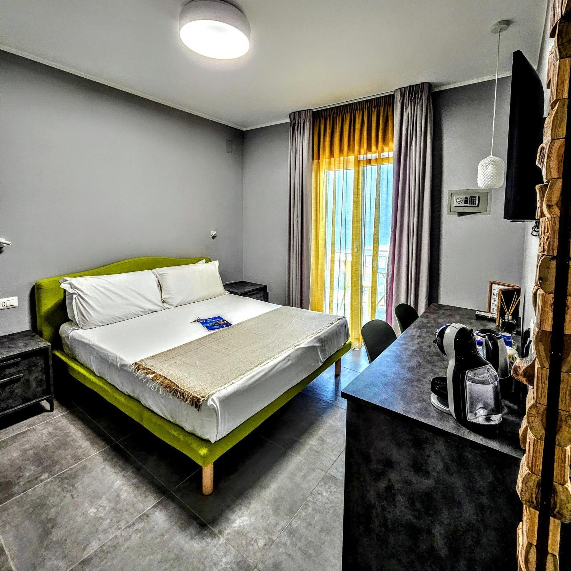 A Casa Di Alessandra - Rooms Castellabate Exterior foto